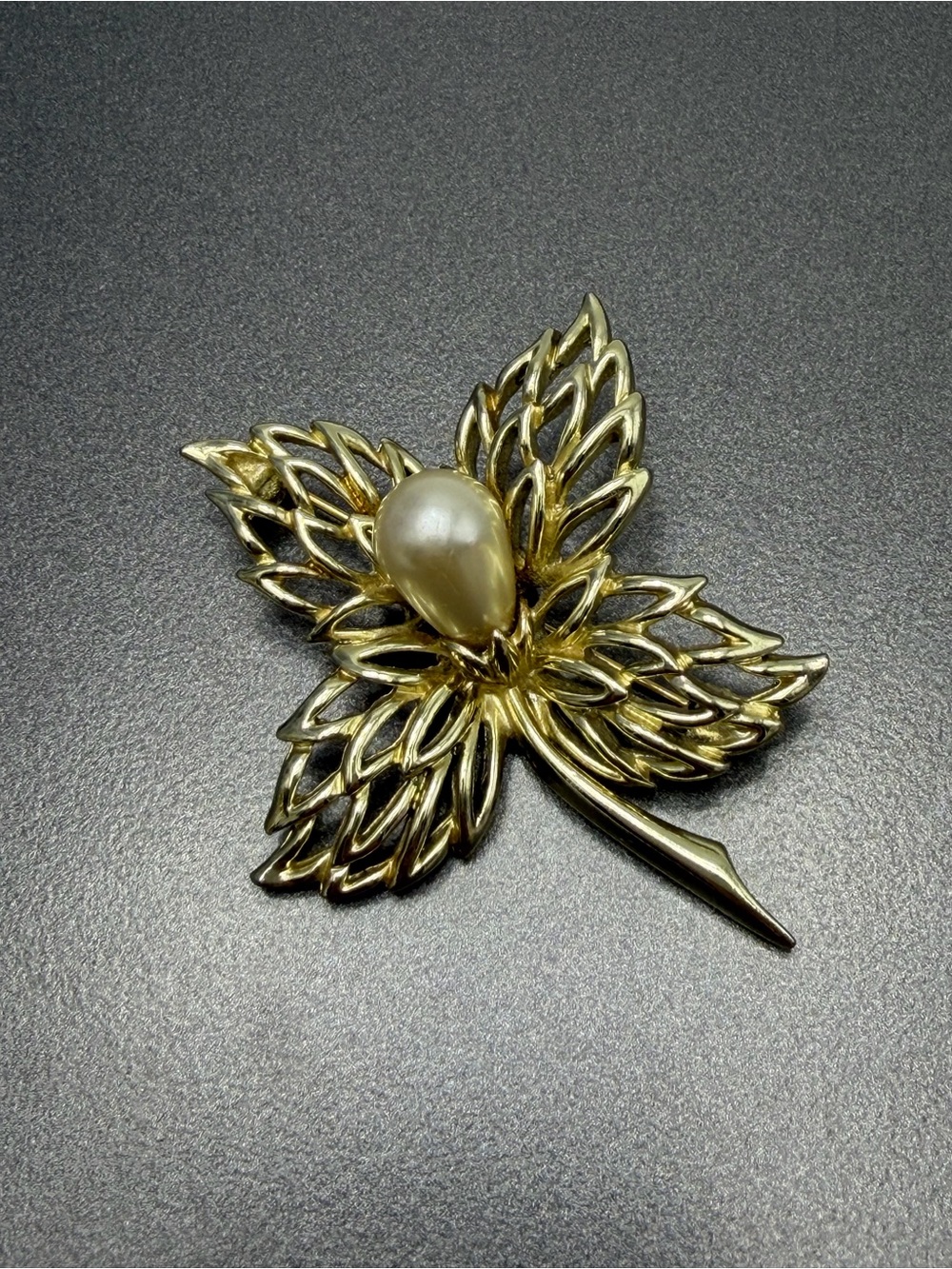 Vintage Sarah Coventry Brooch #10sara
